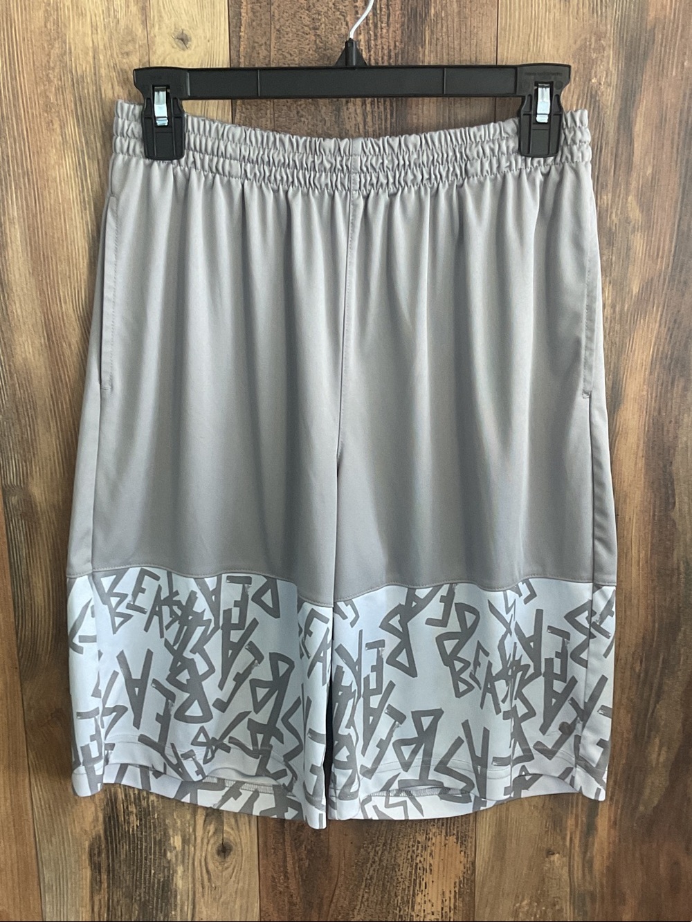 Xersion Light Gray Athletic Shorts with Patterned Hem Boys L 14/16 Husky BB01